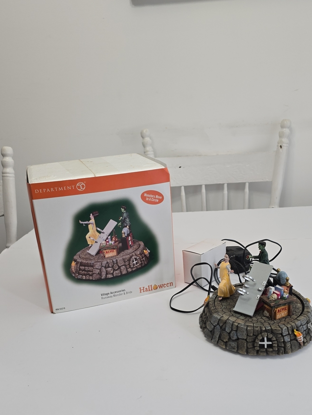 Department 56 Runaway Monster & Bride Moves In A Circle Halloween